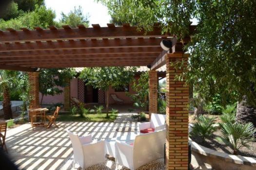 Holiday Menfi | Casale Abate Habitación foto